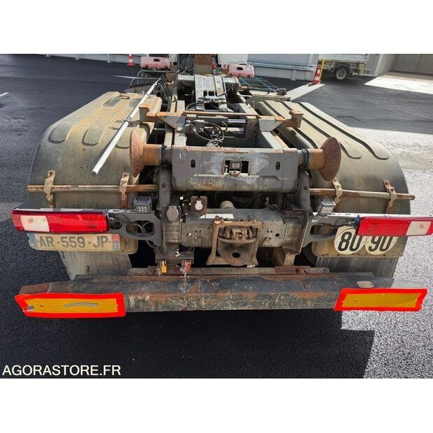 2010 Renault PREMIUM-45389033