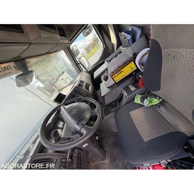 2010 Renault PREMIUM-45389039