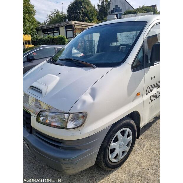 2005 هيونداي H200-45389068