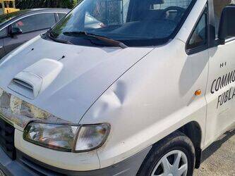 2005-hyundai-h200-1414576-45389068