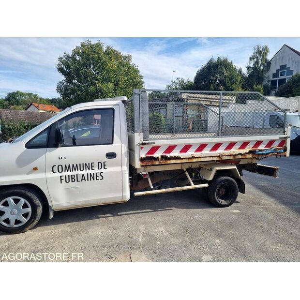 2005 هيونداي H200-45389070