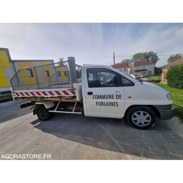 2005 هيونداي H200-45389073