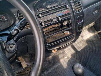 2005-hyundai-h200-1414576-45389075