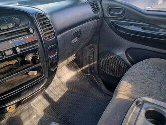 2005-hyundai-h200-1414576-45389076