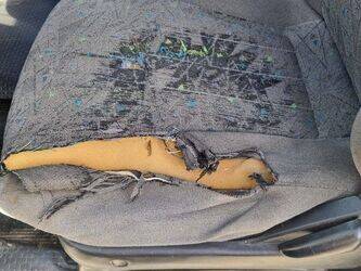 2005-hyundai-h200-1414576-45389077