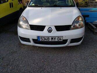 2008-renault-clio-1414577-45389081