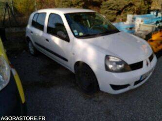 2008-renault-clio-1414577-45389082