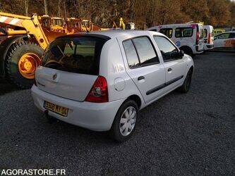 2008-renault-clio-1414577-45389085