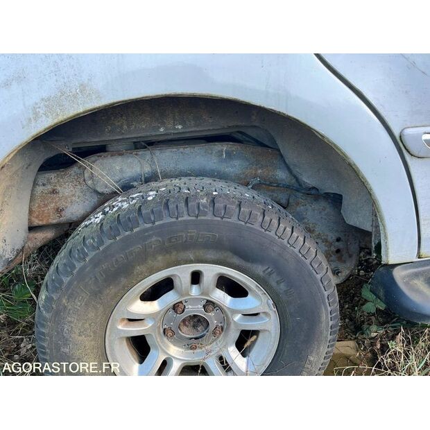 1998 Ford Expedition-45389092