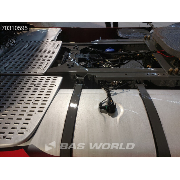 2017 داف XF 480-45389266