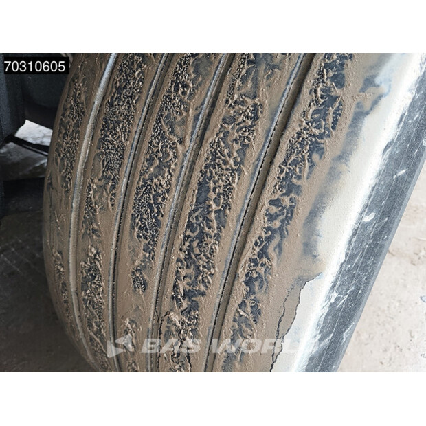 2011 شميتز كارجوبول SKO24-45389392