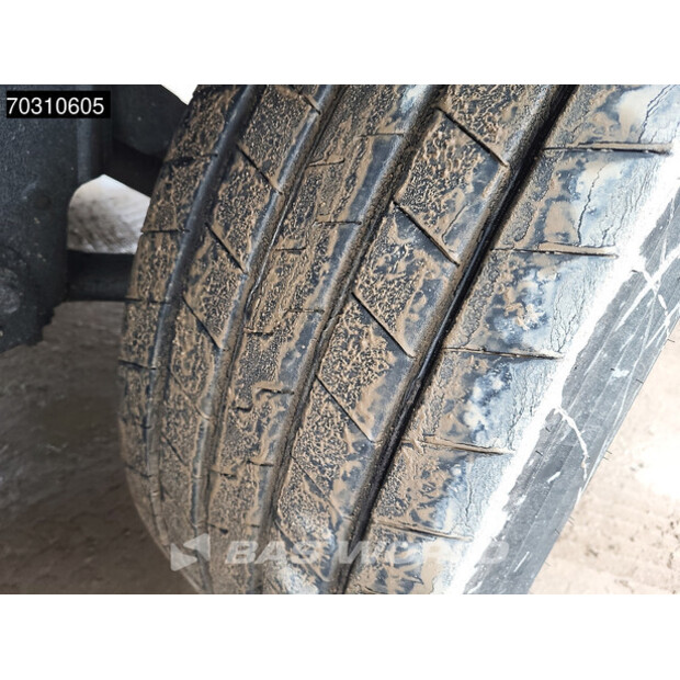 2011 شميتز كارجوبول SKO24-45389393