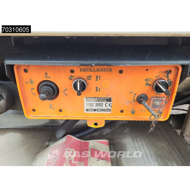 2011 شميتز كارجوبول SKO24-45389411