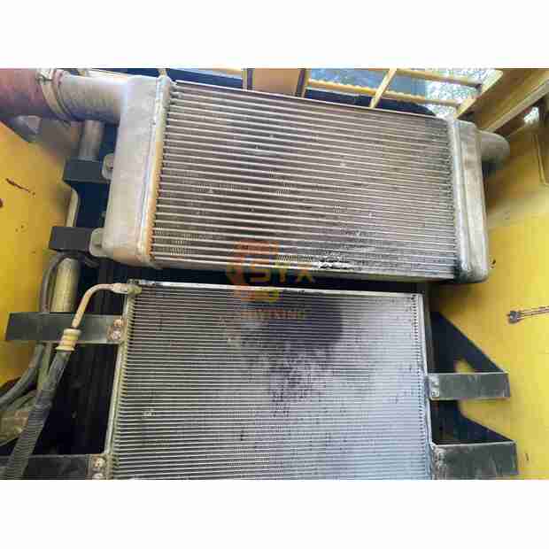 2023 Komatsu PC300-45389434