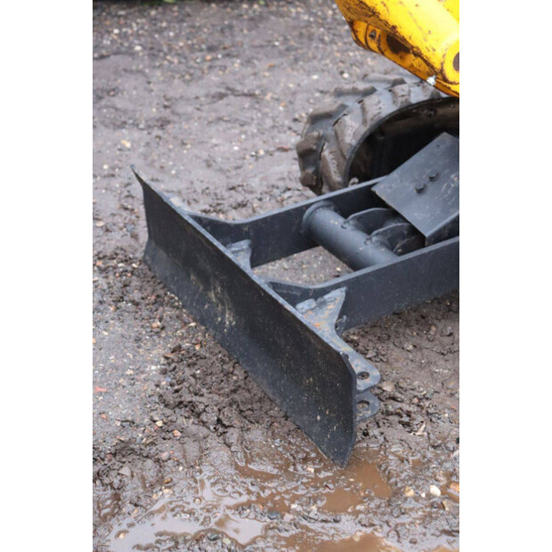 2022 JCB 8008 CT-45389461