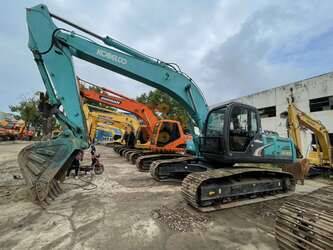 صورة ل حفارات مجنزرة 2021 كوبيلكو SK260