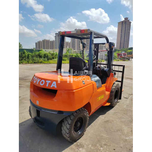 2024 تويوتا 50-45389787