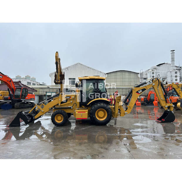 2024 Caterpillar 420F-45389867