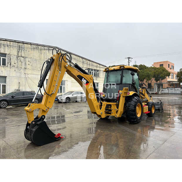 2024 Caterpillar 420F-45389872