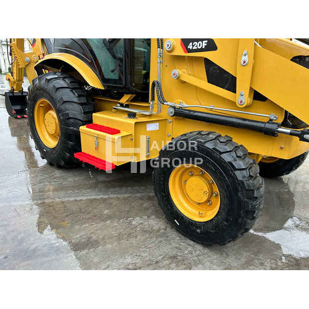 2024 Caterpillar 420F-45389876