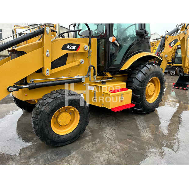 2024 Caterpillar 420F-45389880