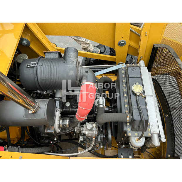 2024 Caterpillar 420F-45389888