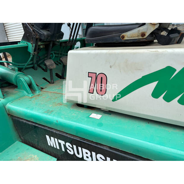 2022 ميتسوبيشي FD70-45389994