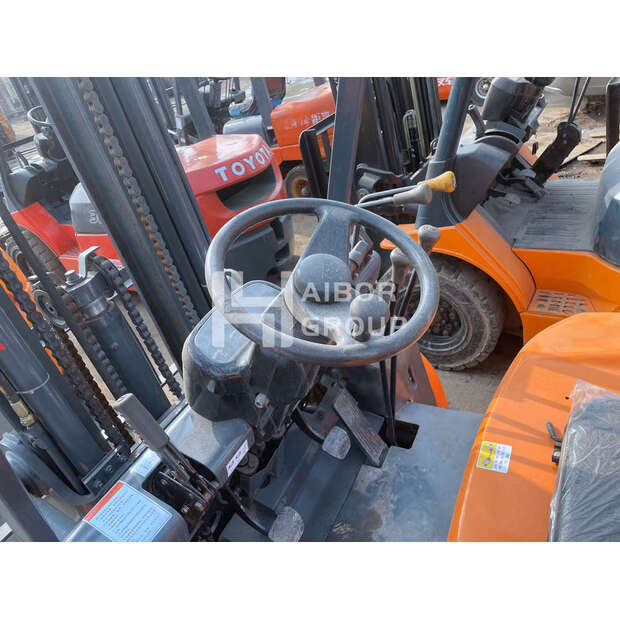 2023 تي سي ام FD30T7-45390010