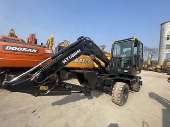 2022-hyundai-r60w-9-1414616-45390084