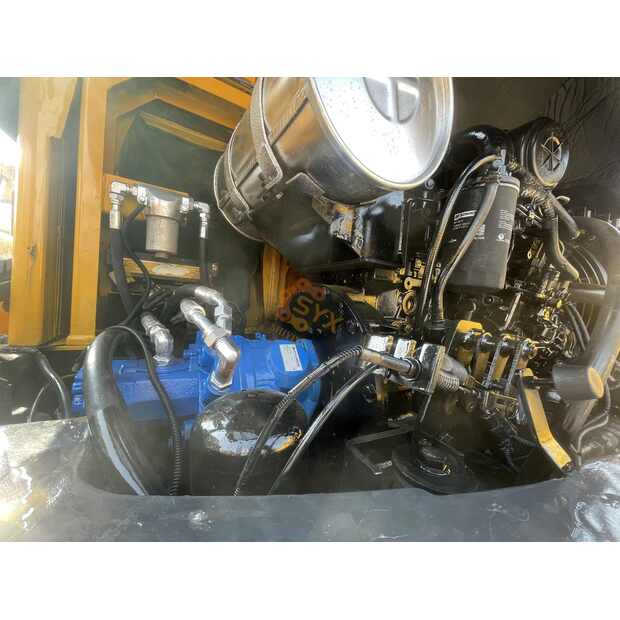 2022 هيونداي R60W-9-45390088