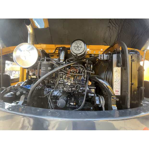 2022 هيونداي R60W-9-45390090