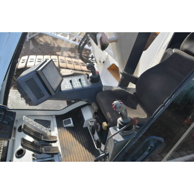 2004 Liebherr LR 1100-45390261