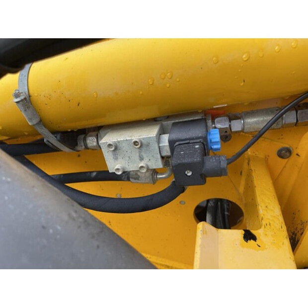 2013 اطلس AR60-45390386