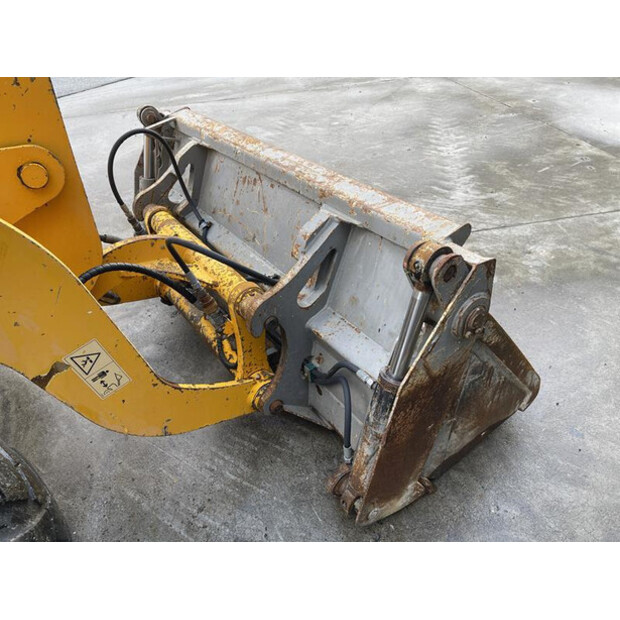 2013 اطلس AR60-45390395