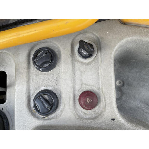 2013 اطلس AR60-45390402