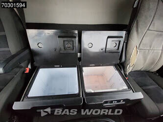 2020-iveco-s-way-570-1390695-45391764