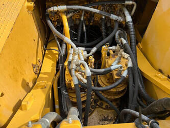 2017-caterpillar-352f-1414655-45392053