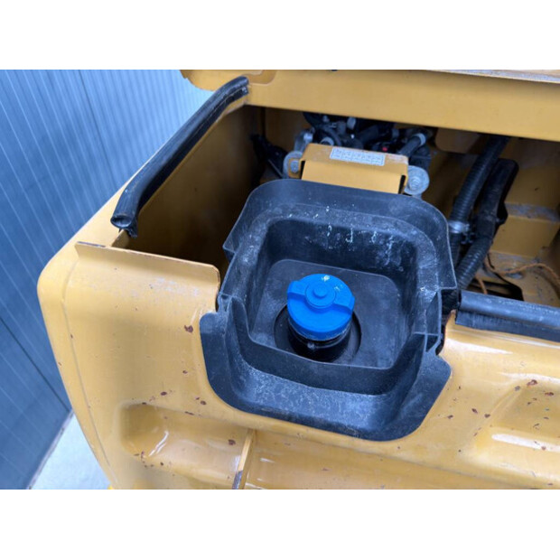 2017 Caterpillar 352F XE-45392127