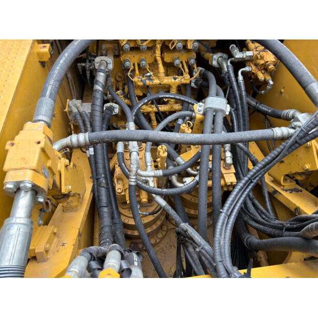 2017 Caterpillar 352F XE-45392130