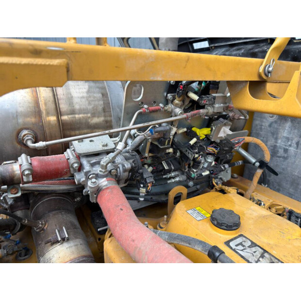 2017 Caterpillar 352F XE-45392140
