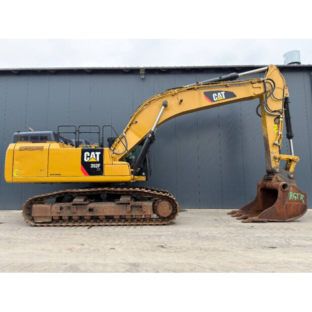 2017 Caterpillar 352F XE-45392159