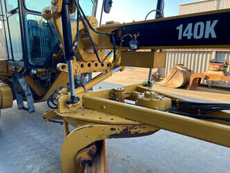 2018-caterpillar-140k-1414675-45393120