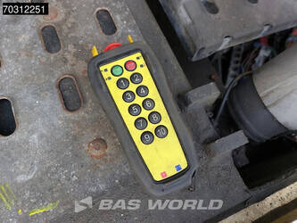 2012-mercedes-benz-actros-1842-1414680-45393312