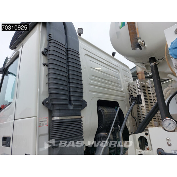 2018 فولفو FMX 460-45393738