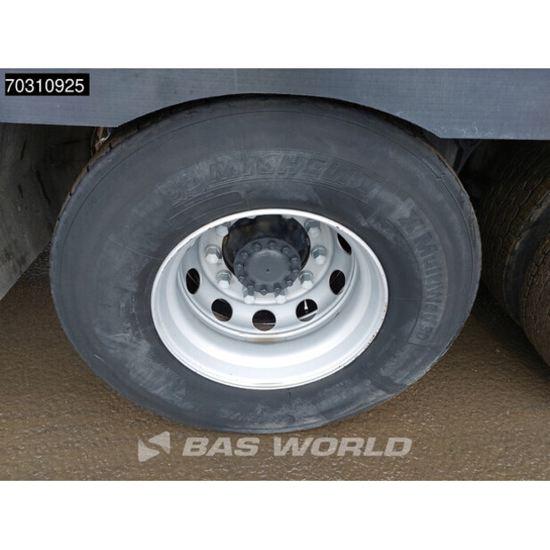 2018 فولفو FMX 460-45393764