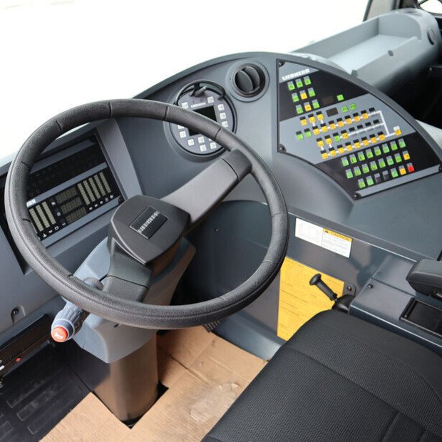 2025 Liebherr LTM 1650-8.1-45395104