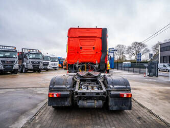 2018-mercedes-benz-actros-1843-1414757-45396163