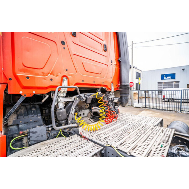 2018 Mercedes-Benz Actros 1843-45396175