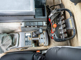 2004-renault-kerax-370-1414763-45396352