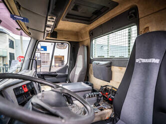 2004-renault-kerax-370-1414763-45396354